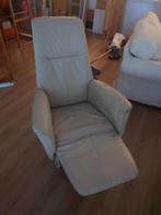 Leren fauteuil uitklapbaar, Huis en Inrichting, Fauteuils, Ophalen of Verzenden, Gebruikt, 75 tot 100 cm, 50 tot 75 cm