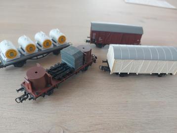 4 Roco goederenwagens  beschikbaar voor biedingen