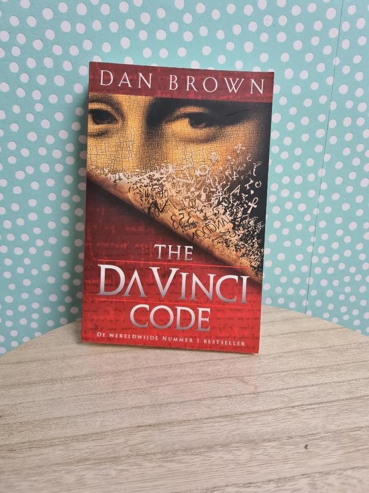 Dan Brown / thriller / The Da vinci code, Boeken, Thrillers, Zo goed als nieuw, Amerika, Ophalen of Verzenden