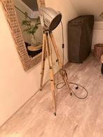 Hoeklamp oud industieeel (hout/staal), Ophalen, Zo goed als nieuw, Hout, Minder dan 100 cm