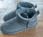 Boots laarsjes 39 nieuw (ugg style), Lage of Enkellaarzen, Nieuw, Ophalen of Verzenden, Grijs