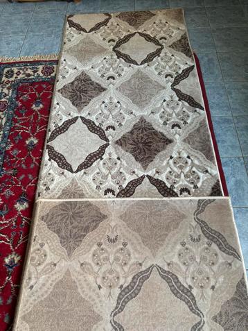 Mooie brede loper hal of gang bv 3 meter lang 85 breed 50 eu beschikbaar voor biedingen