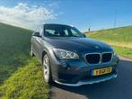 BMW X1 2.0 Xdrive 20I AUT 2014 Grijs, Auto's, BMW, Origineel Nederlands, Te koop, Zilver of Grijs, 5 stoelen