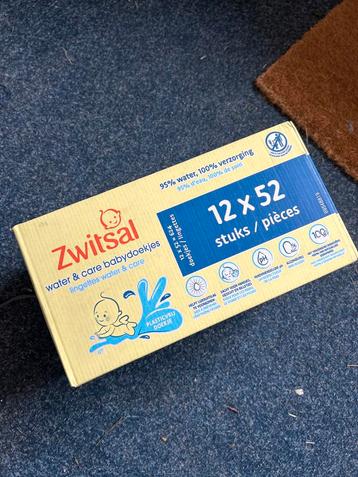 Zwitsal Babydoekjes 12x52 - water & care beschikbaar voor biedingen