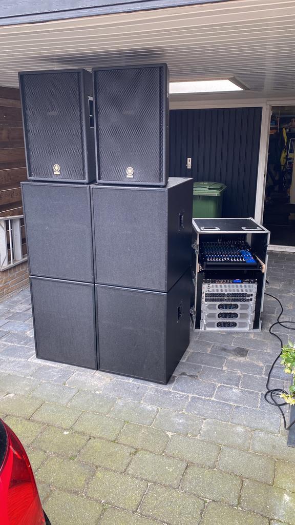 18inch subwoofers RCF, Tuin en Terras, Bergingen en Tuinkasten, Zo goed als nieuw, Overige typen, Hout, Ophalen