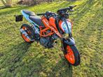 Mooie KTM 390 Duke. Zwart/oranje 2018 weinig kms  Als nieuw, LED Verlichting, Bedrijf, 373 cc, Minimaal motorrijbewijs A2