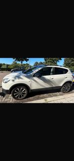 Nissan Qashqai 2.0 4WD CVT My2010 2013 Wit automaat 4x4, Auto's, Nissan, 65 €/maand, 4 cilinders, Leder en Stof, Wit