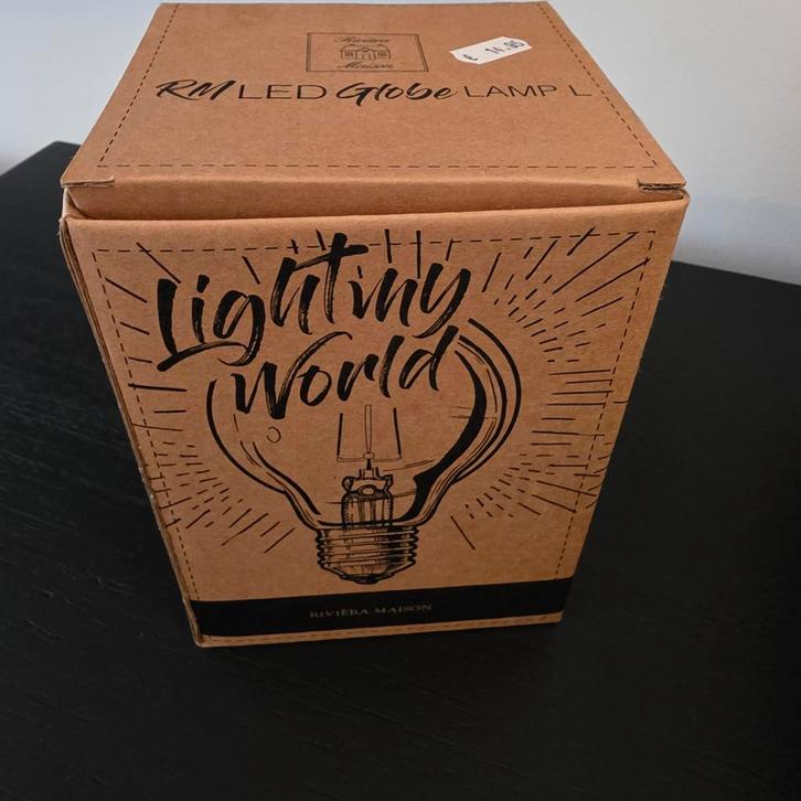 Nieuwe Riviera Maison RM LED Globe Lamp L 50% korting, Huis en Inrichting, Lampen | Hanglampen, Nieuw, Minder dan 50 cm, Glas