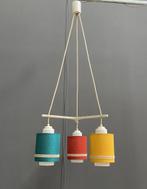 60 jaren 3 witte glaskelk stof kap geel rood blauw hang lamp, Glas, Gebruikt, Vintage, Ophalen of Verzenden