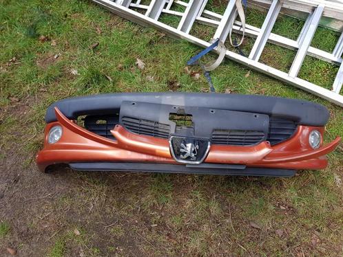PEUGEOT 206 VOORBUMPER +MISTLAMPEN BJ 98 TOT 2006, Auto-onderdelen, Carrosserie en Plaatwerk, Bumper, Voor, Gebruikt, Ophalen of Verzenden