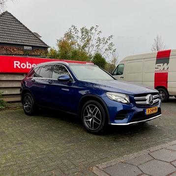 MERCEDES GLC-Klasse 250 211pk 4MATIC 9G-TRONIC AMG Line beschikbaar voor biedingen