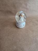 Sneeuwbol 138 kindje in sneeuw h, Ophalen of Verzenden, Mens