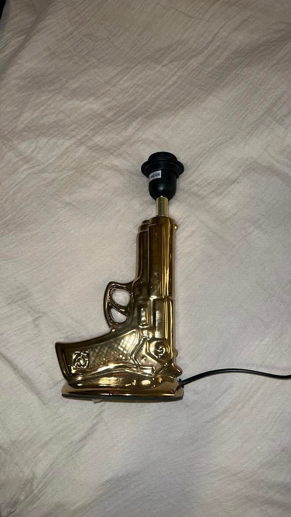 Lampenvoet gun / pistool goud, 30 tot 60 watt, Led-lamp, Zo goed als nieuw, E27 (groot)