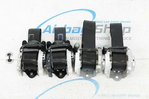 2 x gordels voor + 2 x achter Mercedes CLA klasse C118, Auto-onderdelen, Interieur en Bekleding, Gebruikt, Ophalen of Verzenden