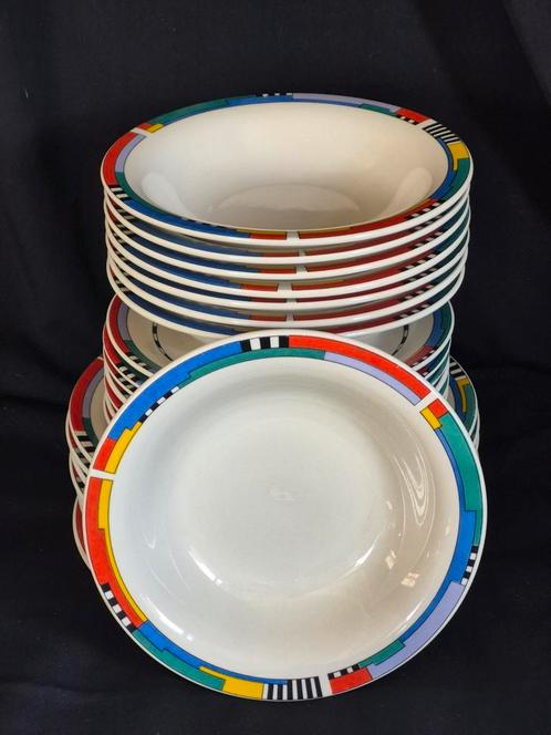 24 delig borden set van Kun-Lun memphis milano stijl, Huis en Inrichting, Keuken | Servies, Zo goed als nieuw, Bord(en), Overige stijlen