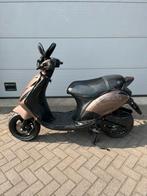 Piaggio zip 4 takt 50cc 2v Metallic brons Shiny nieuwstaat, Ophalen of Verzenden