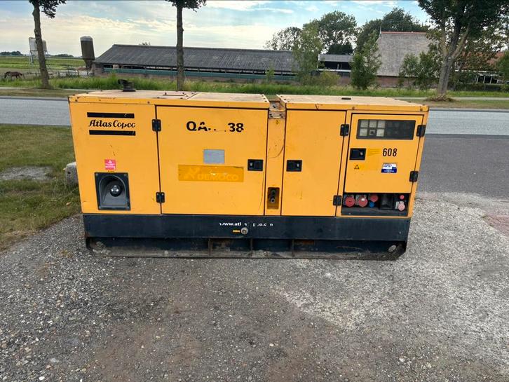 125 KVA aggregaat 230/400 Volt Atlas Copco QAS 138 Generator, Doe-het-zelf en Verbouw, Aggregaten, Gebruikt, Dieselolie, Elektrisch startend