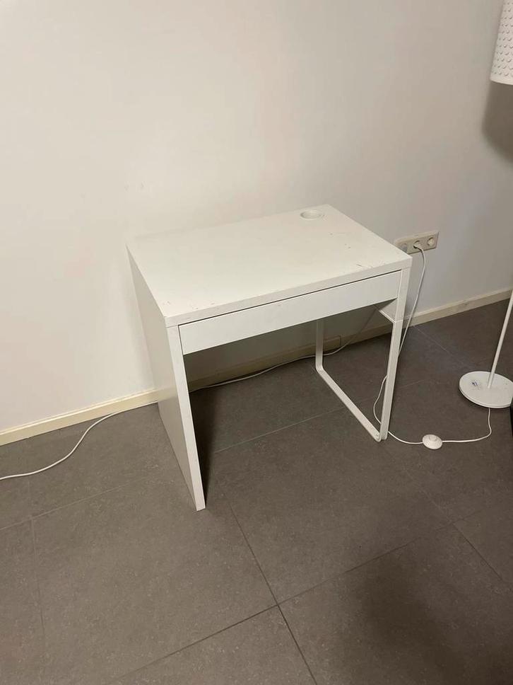 Witte Bureau, Huis en Inrichting, Bureaus, Gebruikt, Bureau, Ophalen
