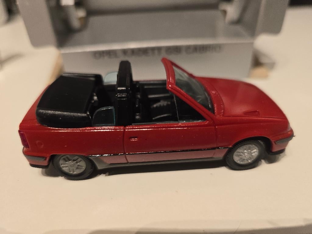 Opel Kadett E Cabriolet, Ophalen of Verzenden, Zo goed als nieuw, Auto, Gama