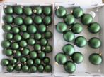 59 decoris mat glazen kerstballen pine green dennengroen, Ophalen of Verzenden, Zo goed als nieuw