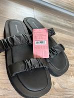 Hunkemoller zwarte slippers maat 40 Nieuw, Nieuw, Hunkemöller, Slippers, Ophalen of Verzenden