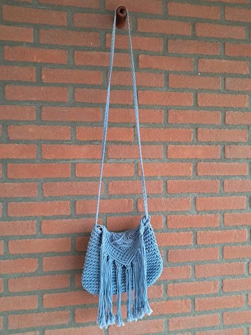 Hippie Ibiza schoudertas met afsluitbaar ritssluiting., Sieraden, Tassen en Uiterlijk, Tassen | Reistassen en Weekendtassen, Zo goed als nieuw