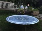 Handgemaakt tafeltje uit Egypte, Ophalen, Minder dan 55 cm, Metaal of Aluminium, Rond