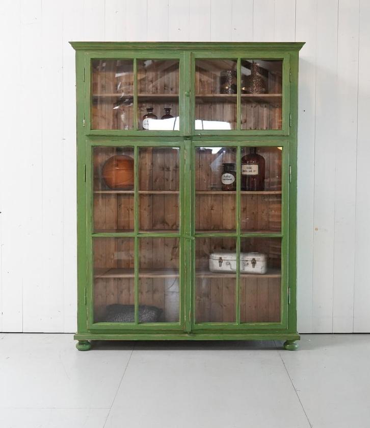 Grote kast | Groene kast | Vitrinekast | Vintage kast, Antiek en Kunst, Curiosa en Brocante, Ophalen of Verzenden
