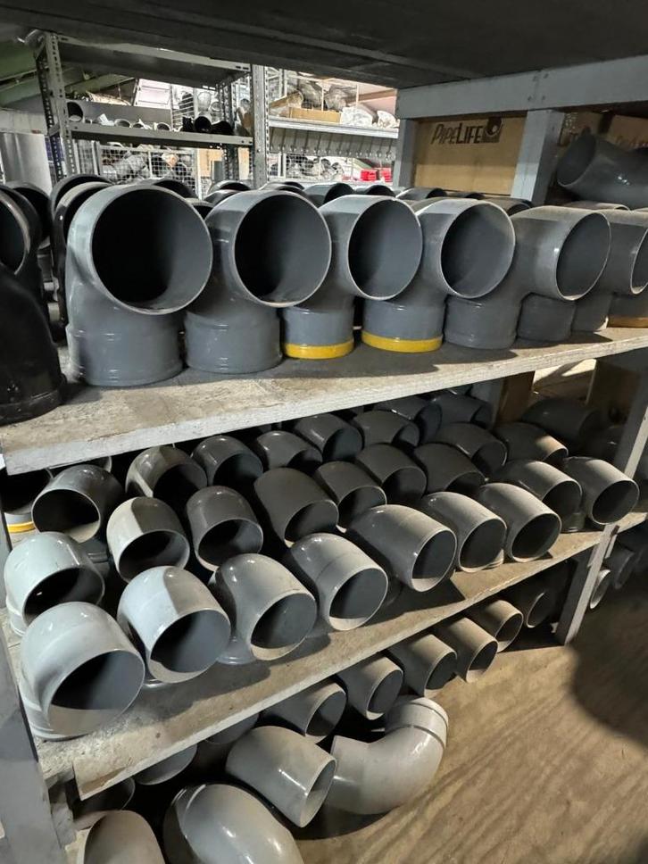 Bochten 160x90 Rubber Spie Te Koop - Direct uit Voorraad!, Doe-het-zelf en Verbouw, Buizen en Afvoer, Nieuw, Bochten, Pvc, Minder dan 2 meter