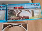 HO 2 bouwdozen Kibri 9740 modern viaduct, Overige merken, Gelijkstroom of Wisselstroom, Brug, Tunnel of Gebouw, Ophalen of Verzenden