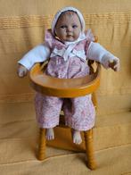 mooi Heidi Ott popje in kinderstoel, ongeveer 20 cm, Ophalen of Verzenden, Zo goed als nieuw, Pop