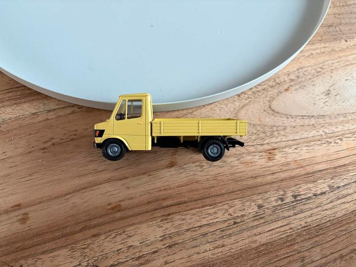 Mercedes-Benz T1/TN 207D/208/307D/308 Modelauto, Hobby en Vrije tijd, Modelauto's | 1:18, Gebruikt, Auto, Overige merken, Ophalen of Verzenden