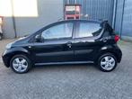 Toyota Aygo 1.0-12V Sport 5-Deurs Apk/Airco/Nap/Elektramen, Auto's, Toyota, Nieuw, Origineel Nederlands, Te koop, Benzine