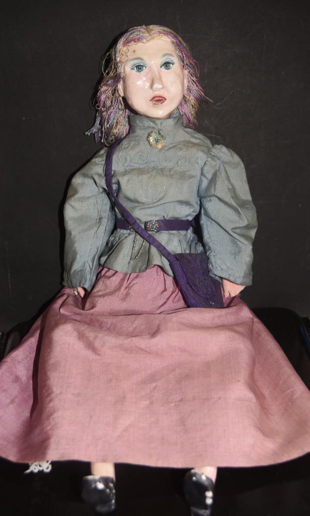 Mooie handgemaakte pop kleding met frivolité kant, Verzamelen, Poppen, Gebruikt, Pop, Ophalen