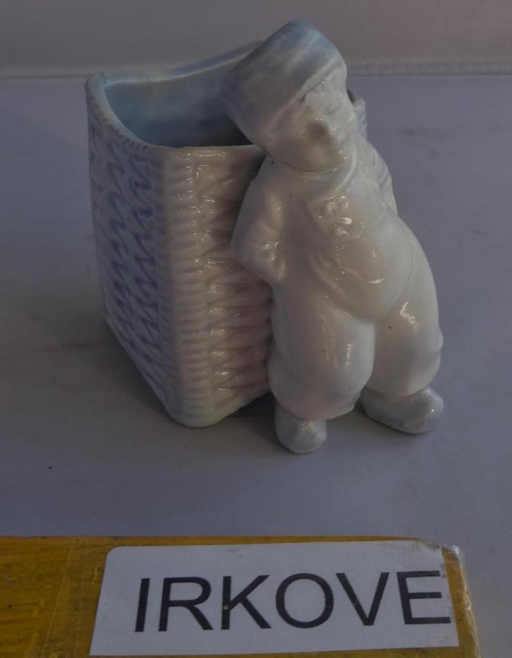 LEUK CACTUS / LEPEL BAKJE BOERTJE MET MAND * Porselein *, Antiek en Kunst, Antiek | Porselein, Verzenden