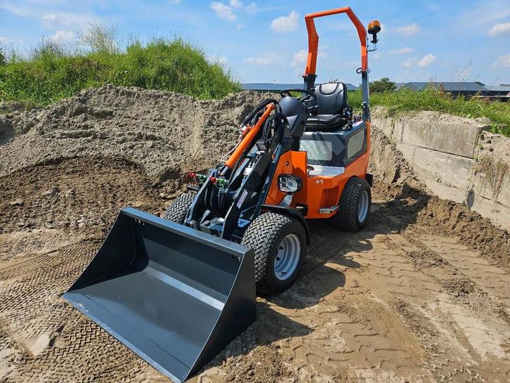 Relly 1.0 D/E, Zakelijke goederen, Machines en Bouw | Kranen en Graafmachines, Wiellader of Shovel
