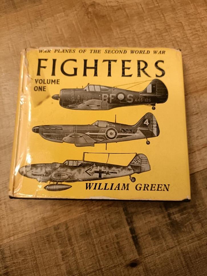18 vintage boekjes over bommenwerpers, tanks en schepen, Boeken, Oorlog en Militair, Gelezen, Overige onderwerpen, Tweede Wereldoorlog