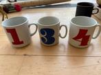 Vintage mokken cijfers villeroy en Boch, Ophalen of Verzenden, Zo goed als nieuw, Porselein, Kop(pen) en/of Schotel(s)