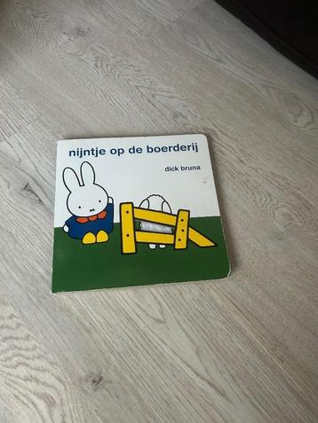 Kinderboekjes  beschikbaar voor biedingen