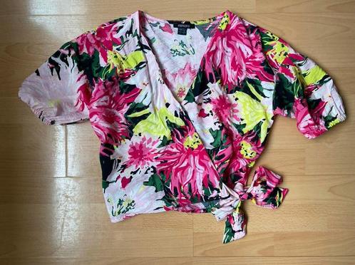 Zomer korte blouse met bloemen, Kleding | Dames, Blouses en Tunieken, Gedragen, Maat 36 (S), Roze, Ophalen of Verzenden