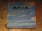 Novemberland - Koos Schuur - Geert Schreuder., Boeken, Ophalen of Verzenden, Zo goed als nieuw, Schilder- en Tekenkunst
