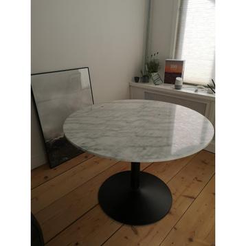 Eettafel rond echt marmer 110 beschikbaar voor biedingen