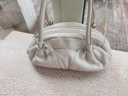 Royale handtas CRINCLES, Sieraden, Tassen en Uiterlijk, Tassen | Damestassen, Zo goed als nieuw, Handtas, Beige, Ophalen of Verzenden