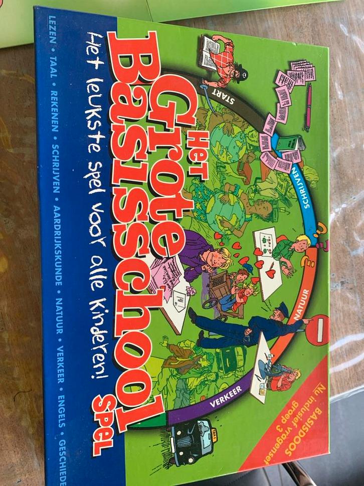 Het Grote Basis School Spel, Hobby en Vrije tijd, Gezelschapsspellen | Bordspellen, Zo goed als nieuw, Drie of vier spelers, Ophalen of Verzenden