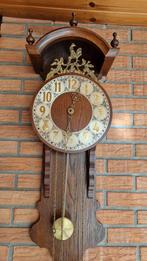 Antieke Wandklok met Slinger en Gewichten, Ophalen of Verzenden