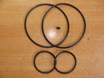 Nieuwe snarenset voor o.a. EIKI RT-2, NT-2 of 3 + lensrubber beschikbaar voor biedingen
