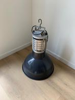 Industriële MAZDA fabriekslamp, Huis en Inrichting, Lampen | Hanglampen, Ophalen, Gebruikt, Industrieel, Metaal