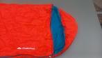 Quechua rode mummy kinderslaapzak tot lengte 140 cm, Caravans en Kamperen, Slaapzakken, Ophalen of Verzenden, Zo goed als nieuw
