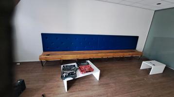 6 meter lange bank van eikenhout en rvs frame. beschikbaar voor biedingen
