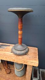 Planten tafel (Piederstal) metaal en hout 67 cm h., Minder dan 55 cm, Gebruikt, Rond, Ophalen of Verzenden